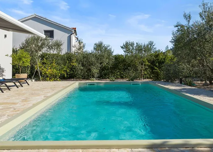 בית נופש Stunning In יאדריה