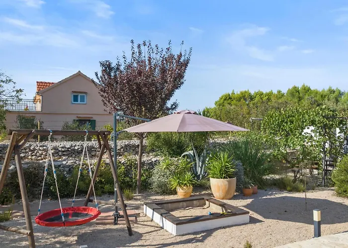 Stunning In בית נופש